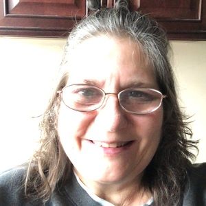 Meet your Posher, Renee